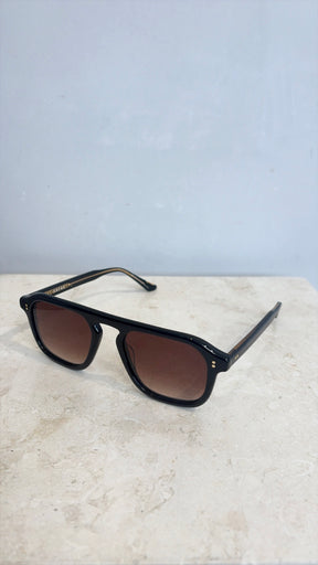 KREWE Black Pilot 'Zander' Sunglasses