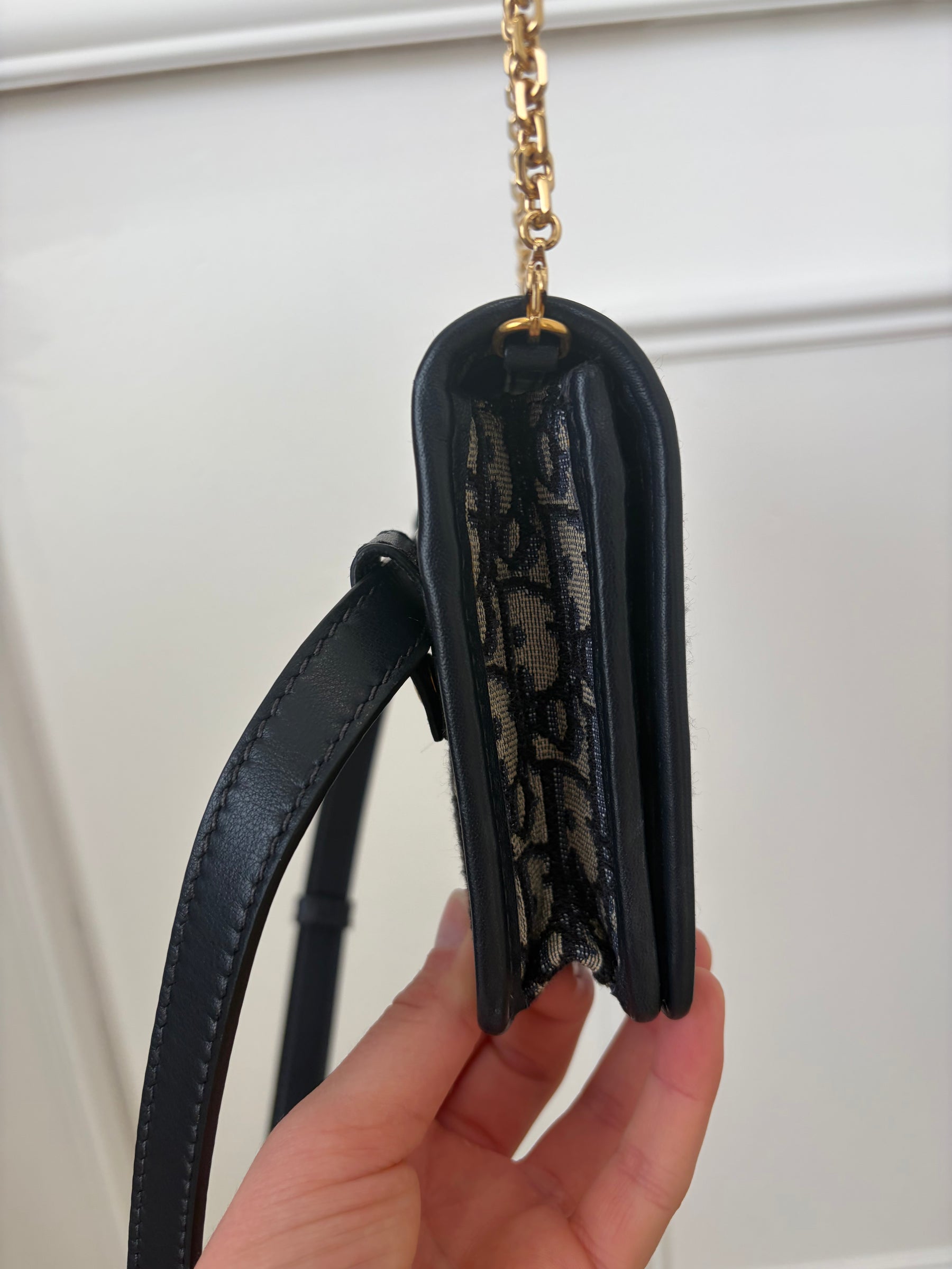 Dior 2-in-1 30 Montaigne Pouch Blue