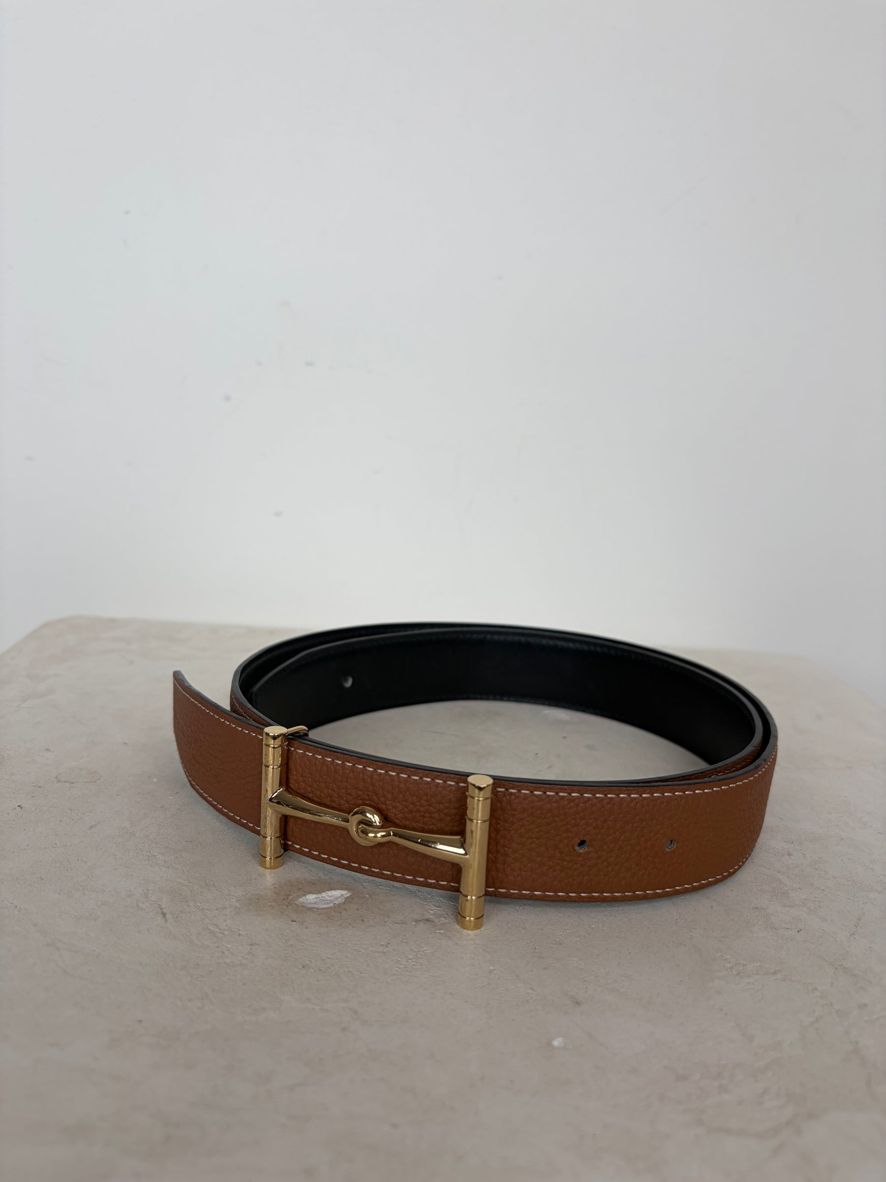 Hermès Reversible 38mm Hippique Belt In Togo Box Leather Tan Black, 92 cm