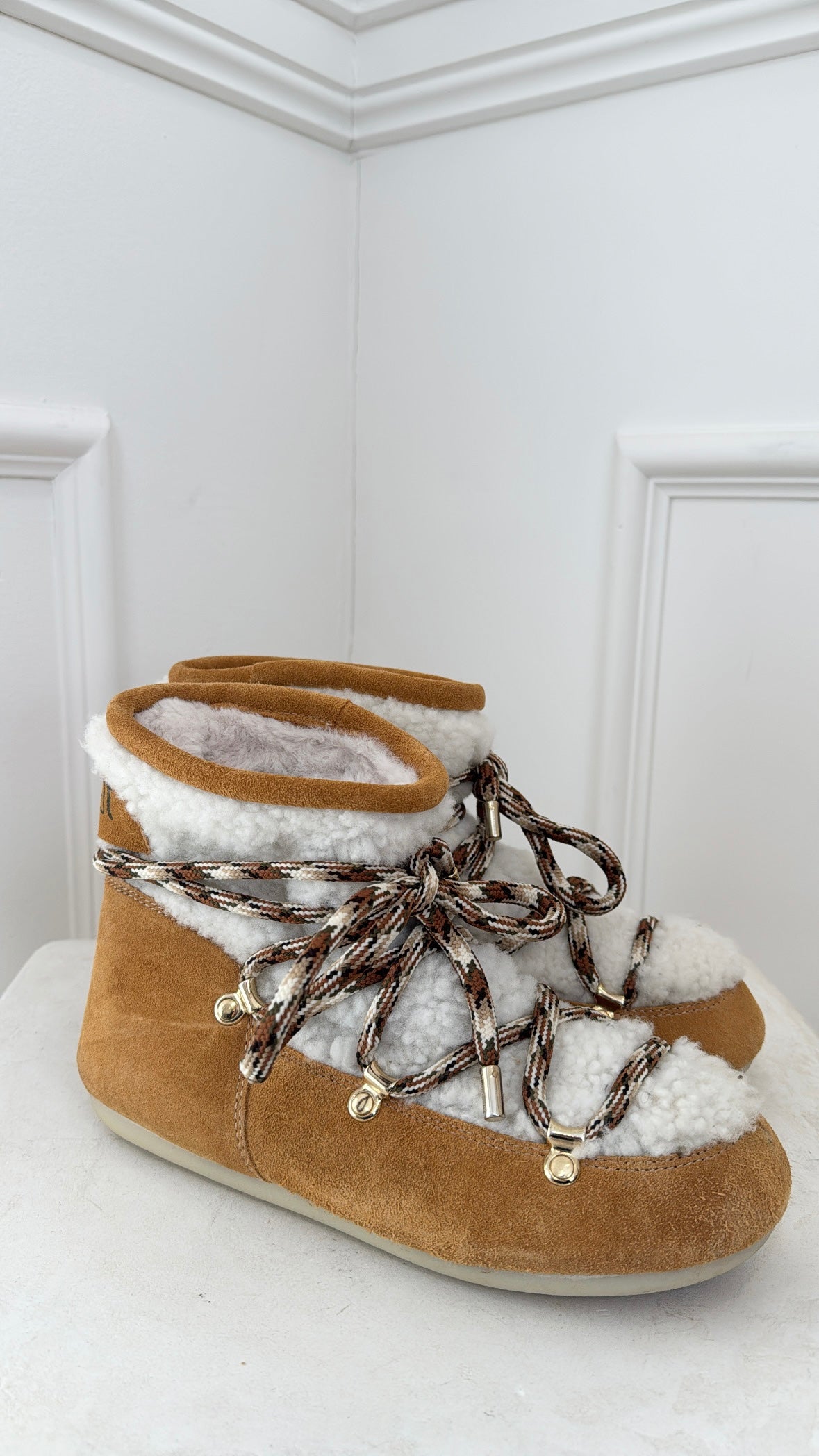 Moon Boot Tan Suede and Shearling Lace Up Boots, 40
