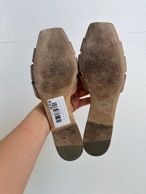 Saint Laurent Nude Patent Tribute Slides, 39