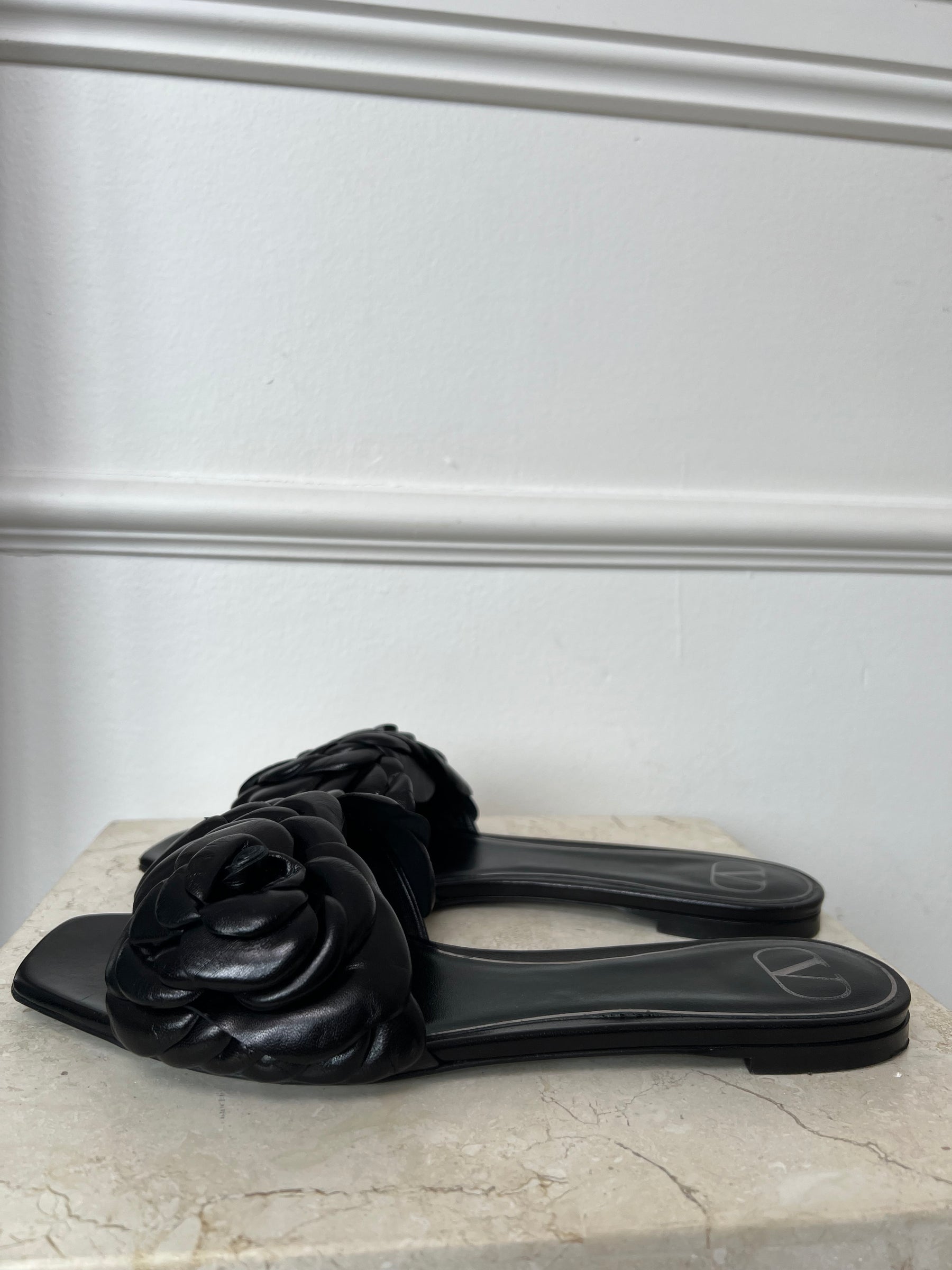 Valentino Black Leather Rose Atelier Slides, 39
