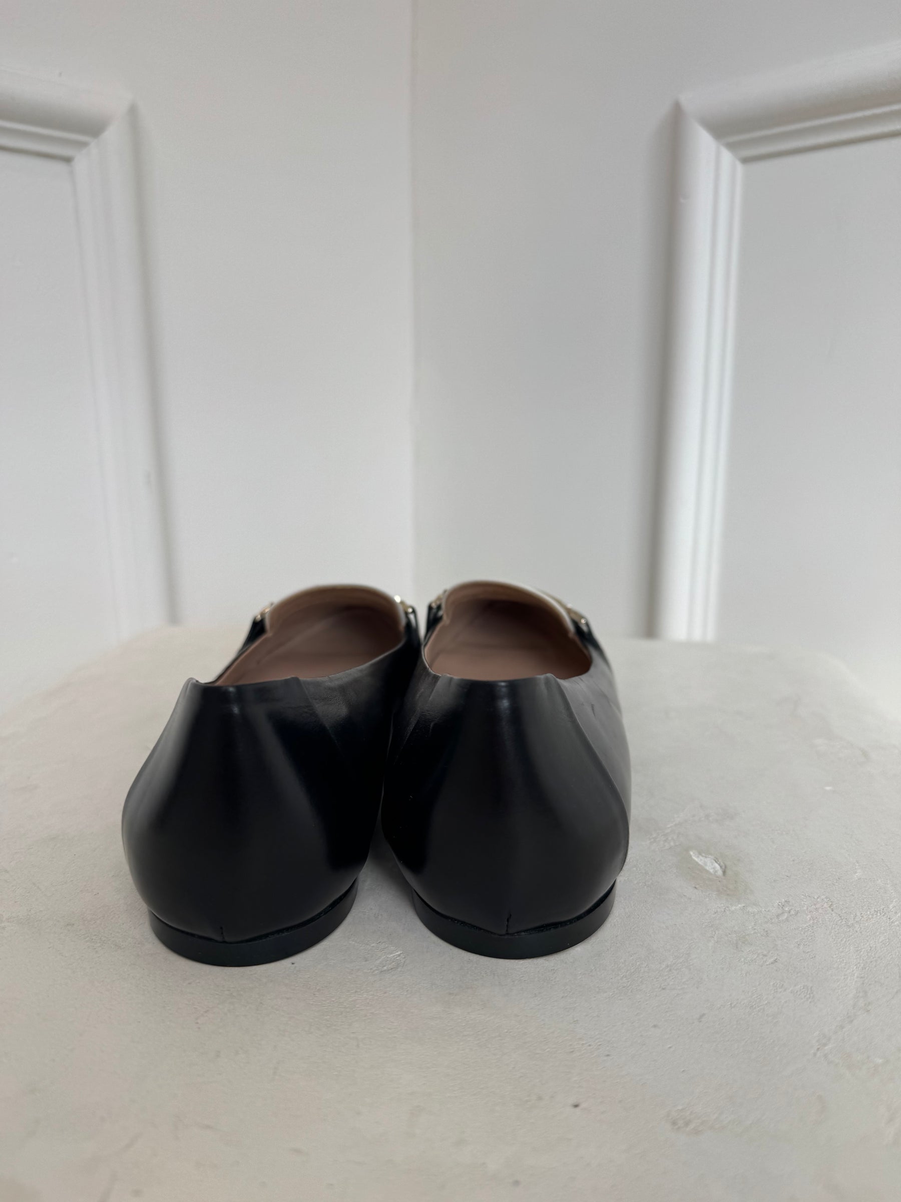 Tod's Black and White Leather Pointed Flats, 37.5