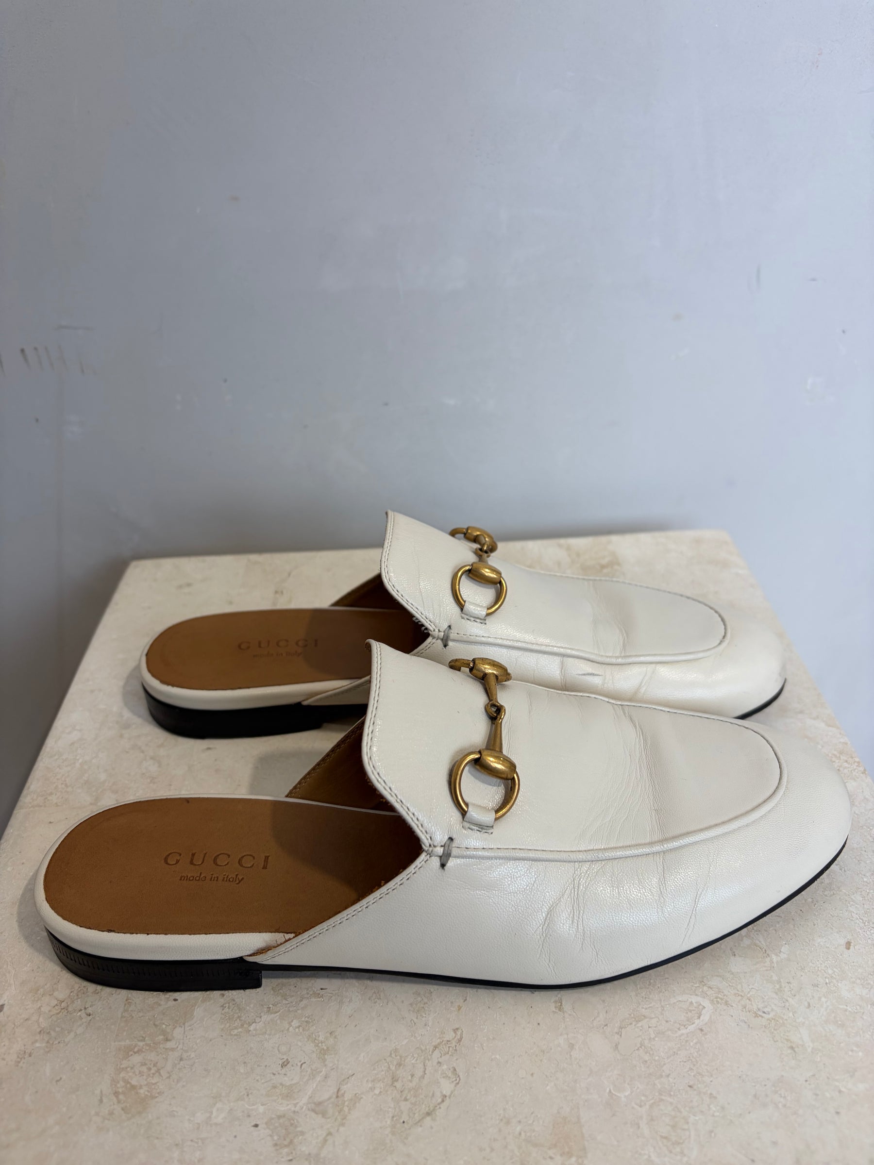 Gucci White Leather Princeton Mules, 36