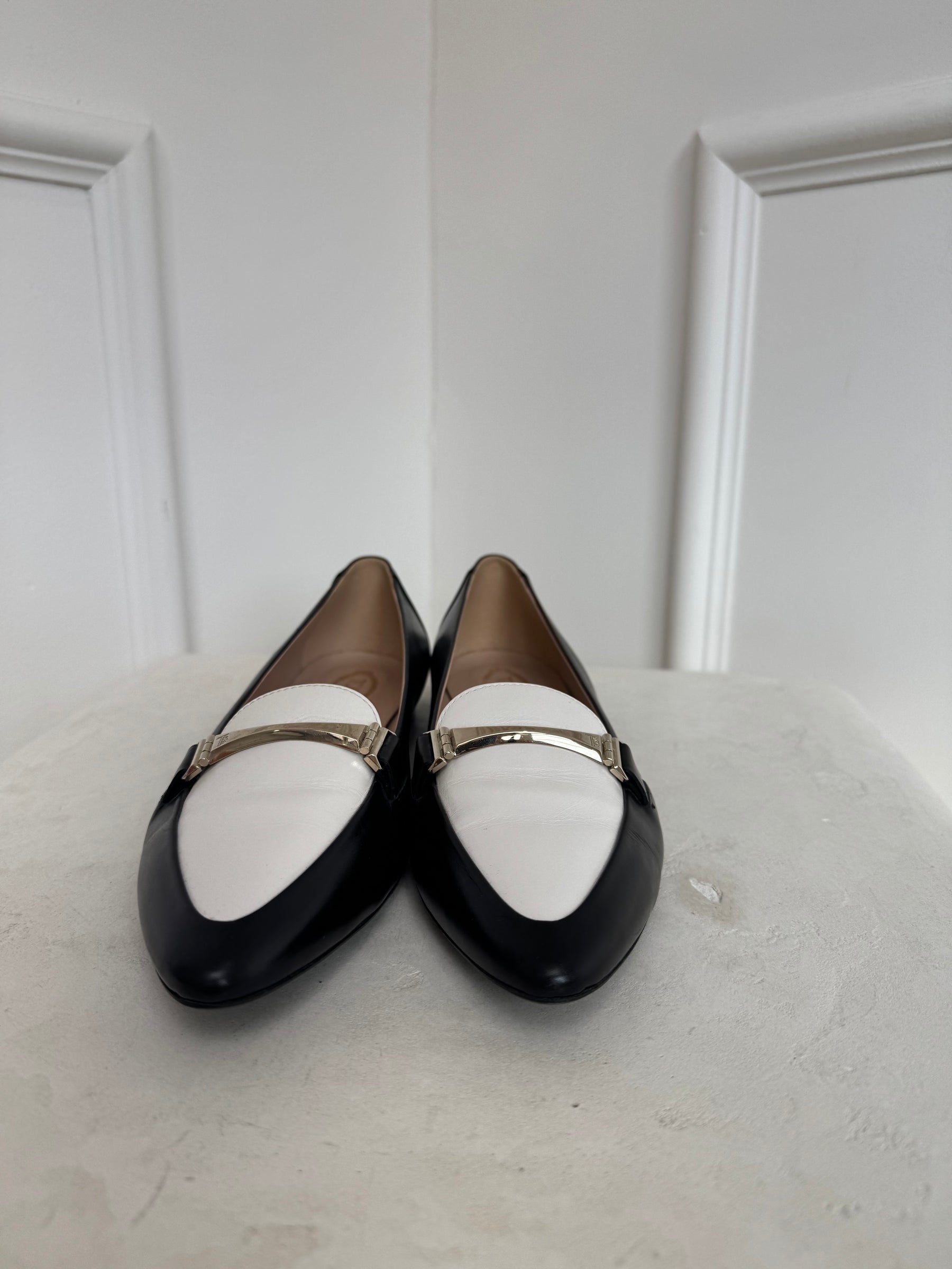 Tod's Black and White Leather Pointed Flats, 37.5