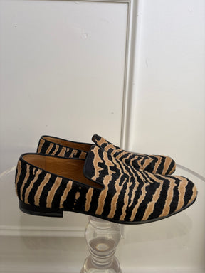 Gucci Black and Brown Ponyhair Tiger Print Loafer, 7 UK