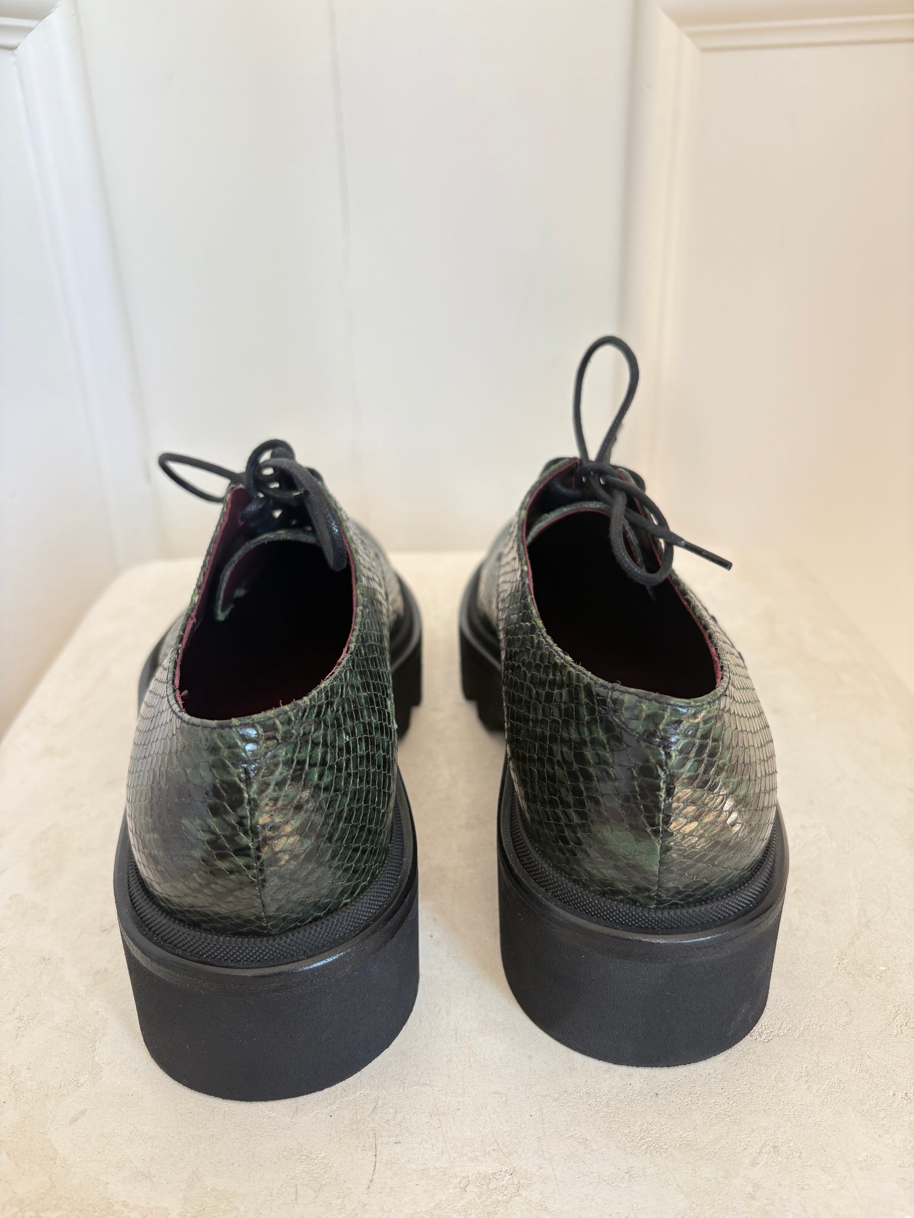 Dries van Noten Green Python Lace Up Shoes, 39