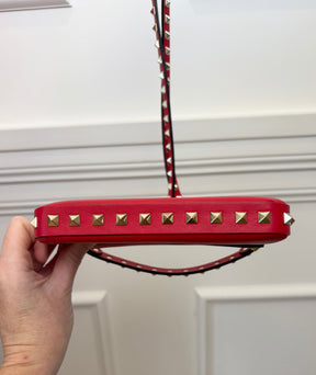 Valentino Garavani Rockstud Crossbody Bag In Red Grainy Leather