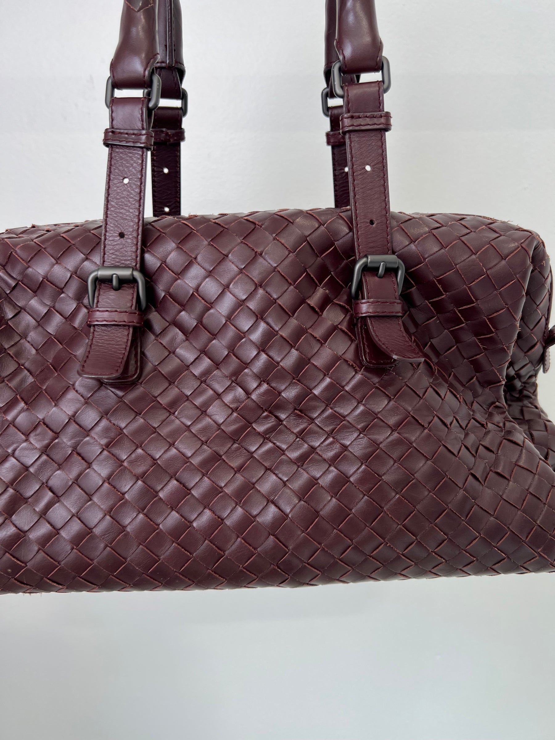Bottega Veneta Burgundy Intrecciato Leather Bowling Bag