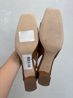 Tod's Tan Leather Gold Buckle Slingbacks, 38.5