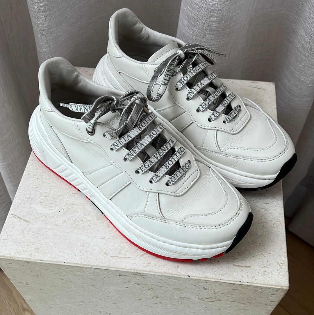 Bottega Veneta White Speedster Sneakers, 38