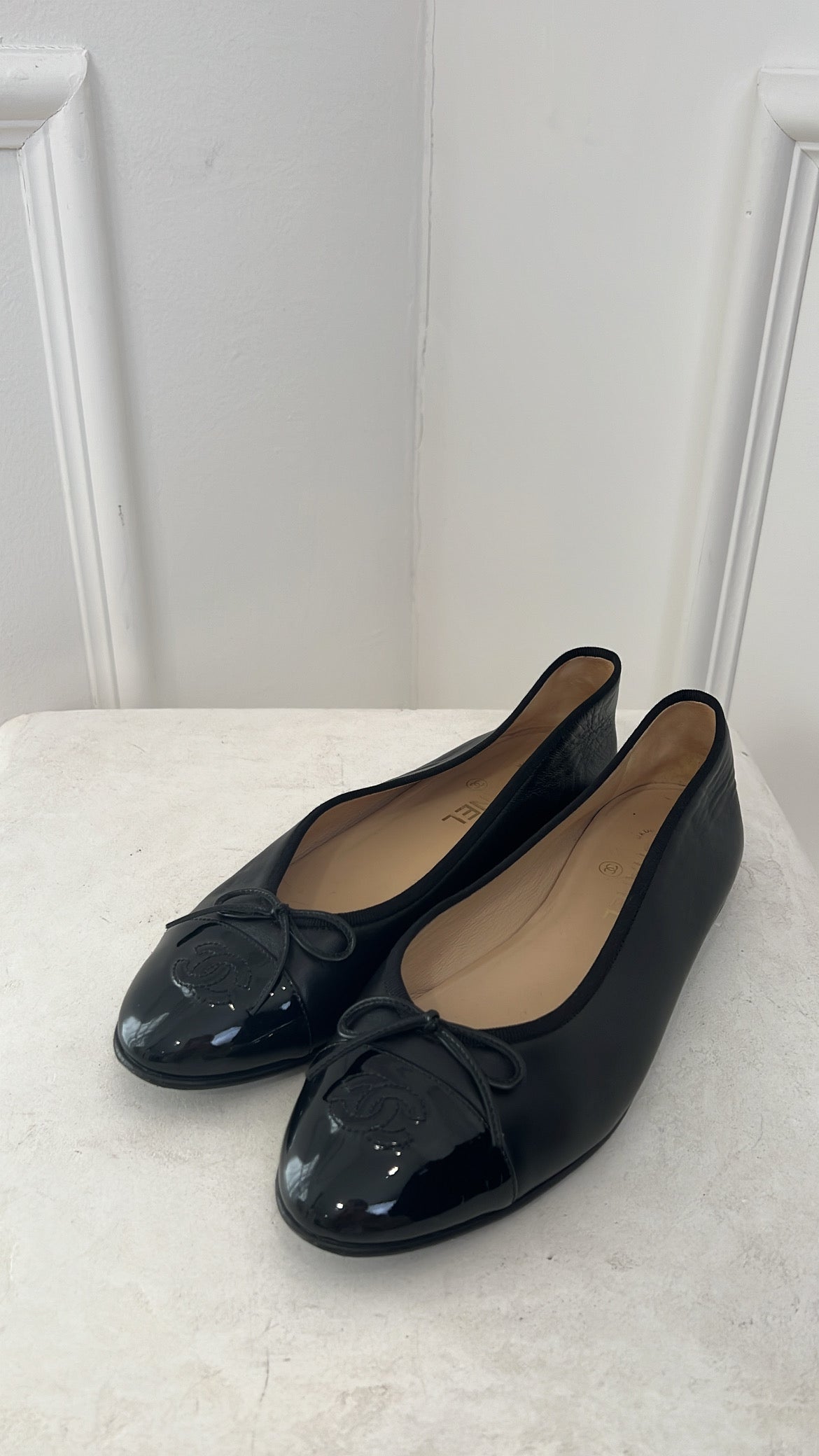 Chanel Black Leather Ballerinas, 40.5 C
