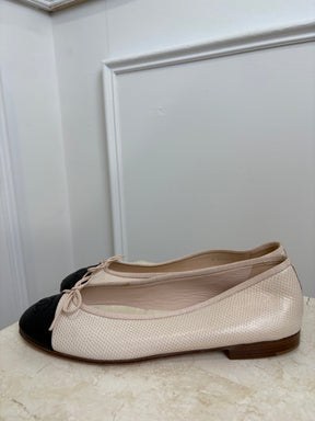 Chanel Blush Snake Embossed Ballet Flats Blush And Black, 39.5