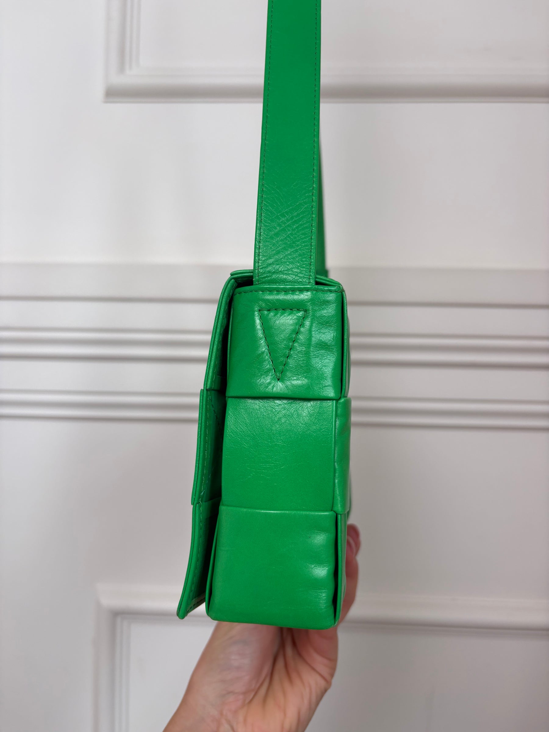 Bottega Veneta Parakeet Green Intrecciato Leather Cassette Bag