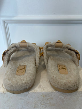 Valentino Garavani Beige Roman Stud Shearling Slides, 41.5