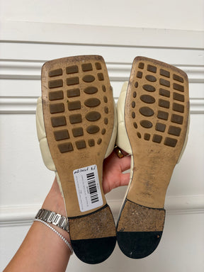 Bottega Veneta Cream Quilted Leather Lido Slides, 39.5