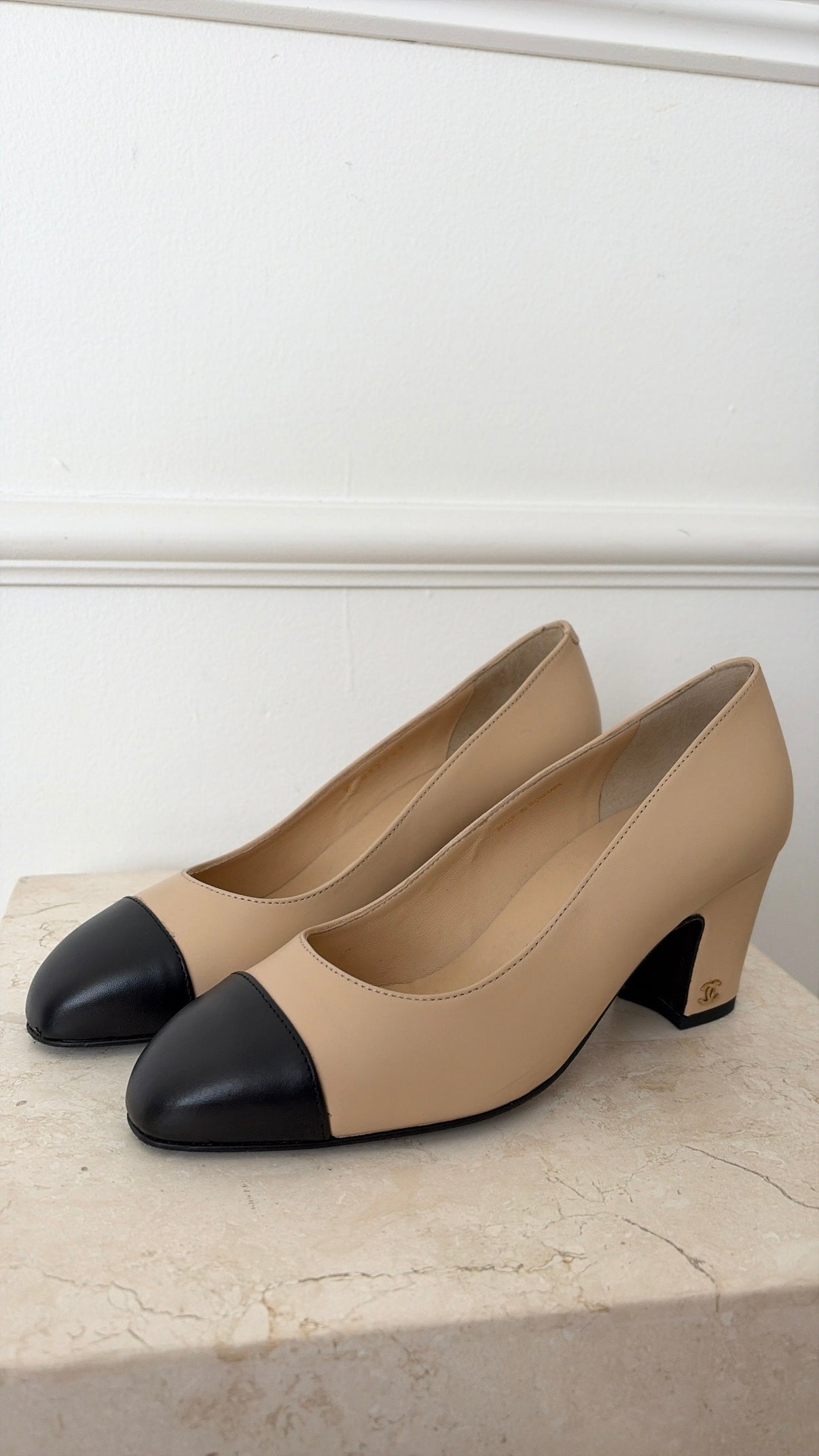 Chanel Uniform Beige Black Pumps, 36C