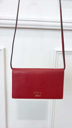Gucci Red Grained Leather Crossbody Swing Bag