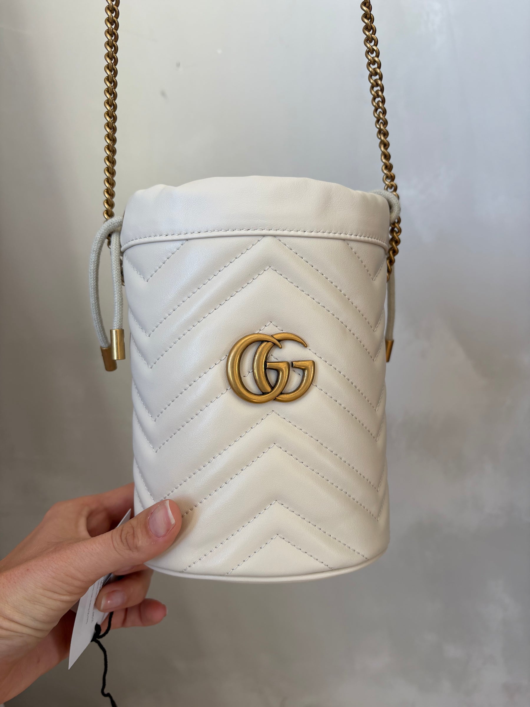 Gucci GG Marmont small bucket bag