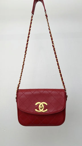 Chanel Timeless Classique Red Leather Shoulder Bag Gold Hardware