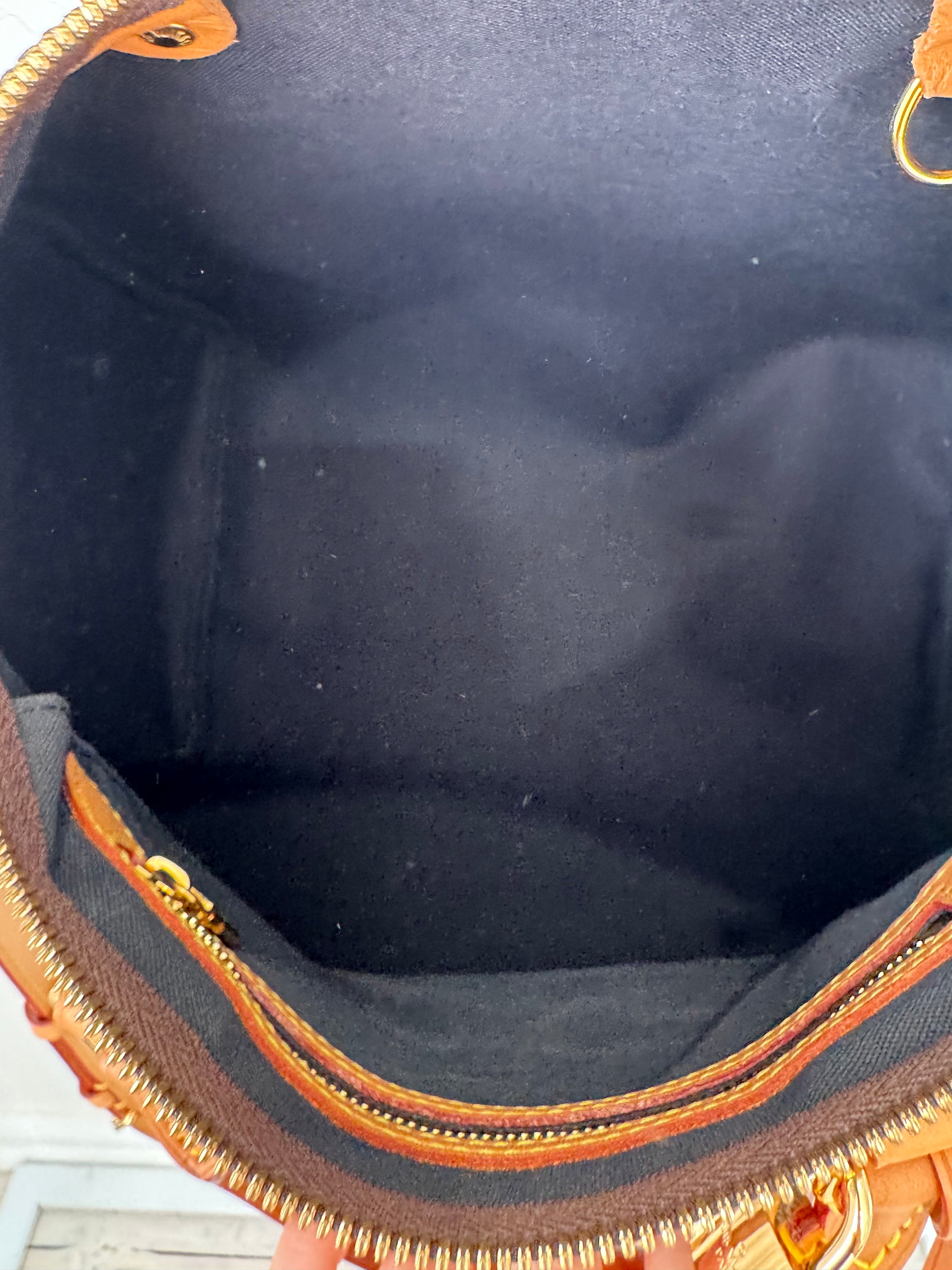 Louis Vuitton Giant Monogram Speedy Bandoulière 30 Shoulder Bag