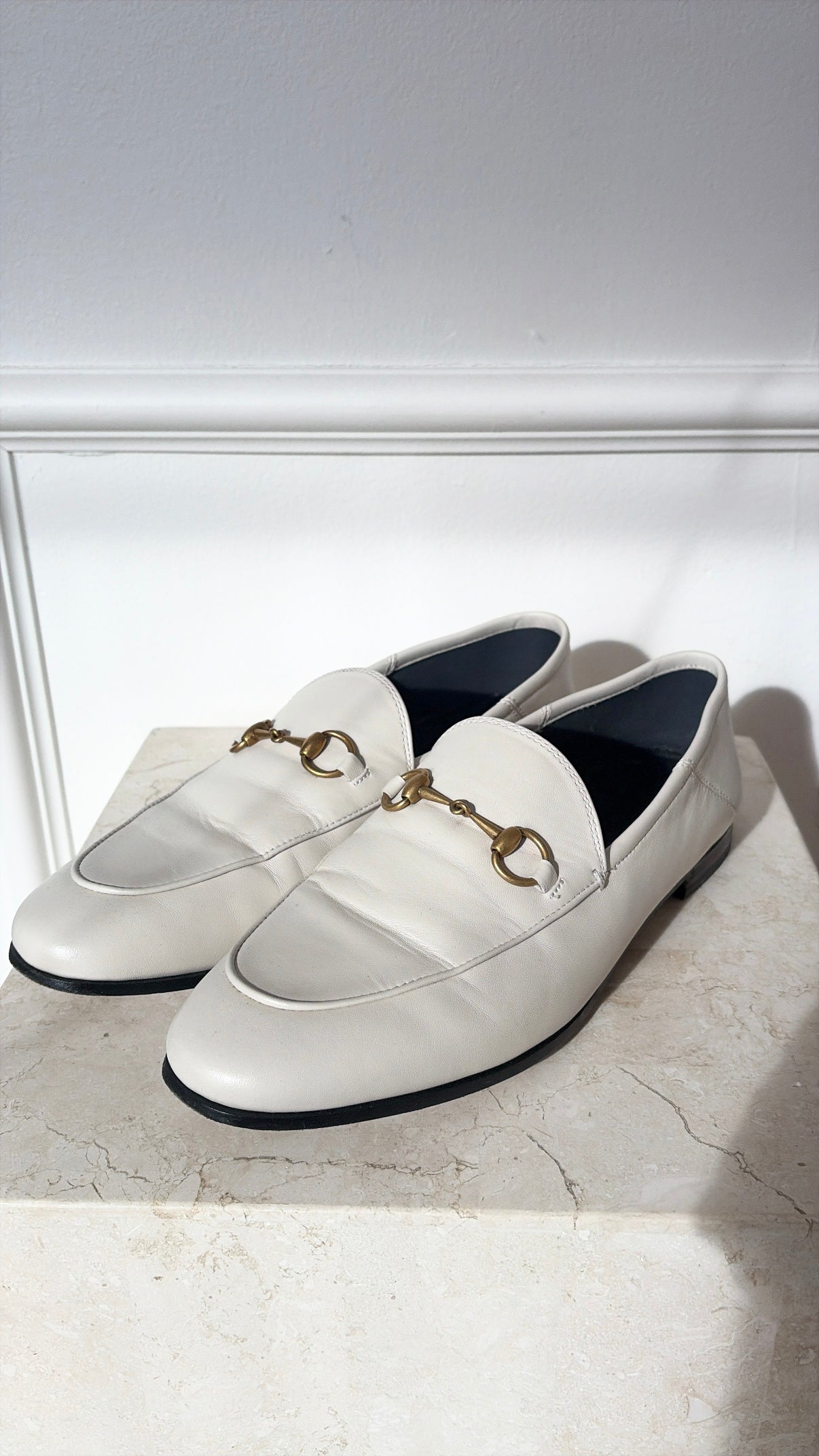 Gucci Cream Jordaan Leather Loafer, 40