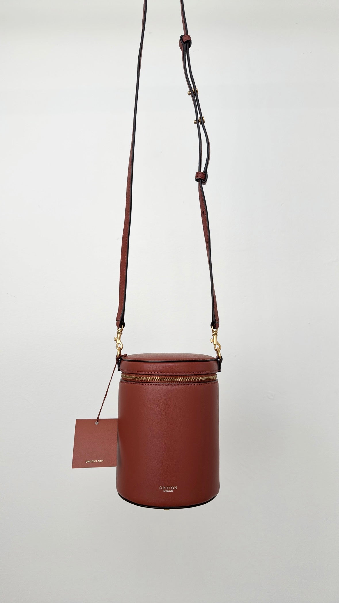 Oroton Iris Drum Bag In Light Rust