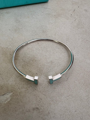 Tiffany & Co. T Silver and Turquoise Wire Bracelet
