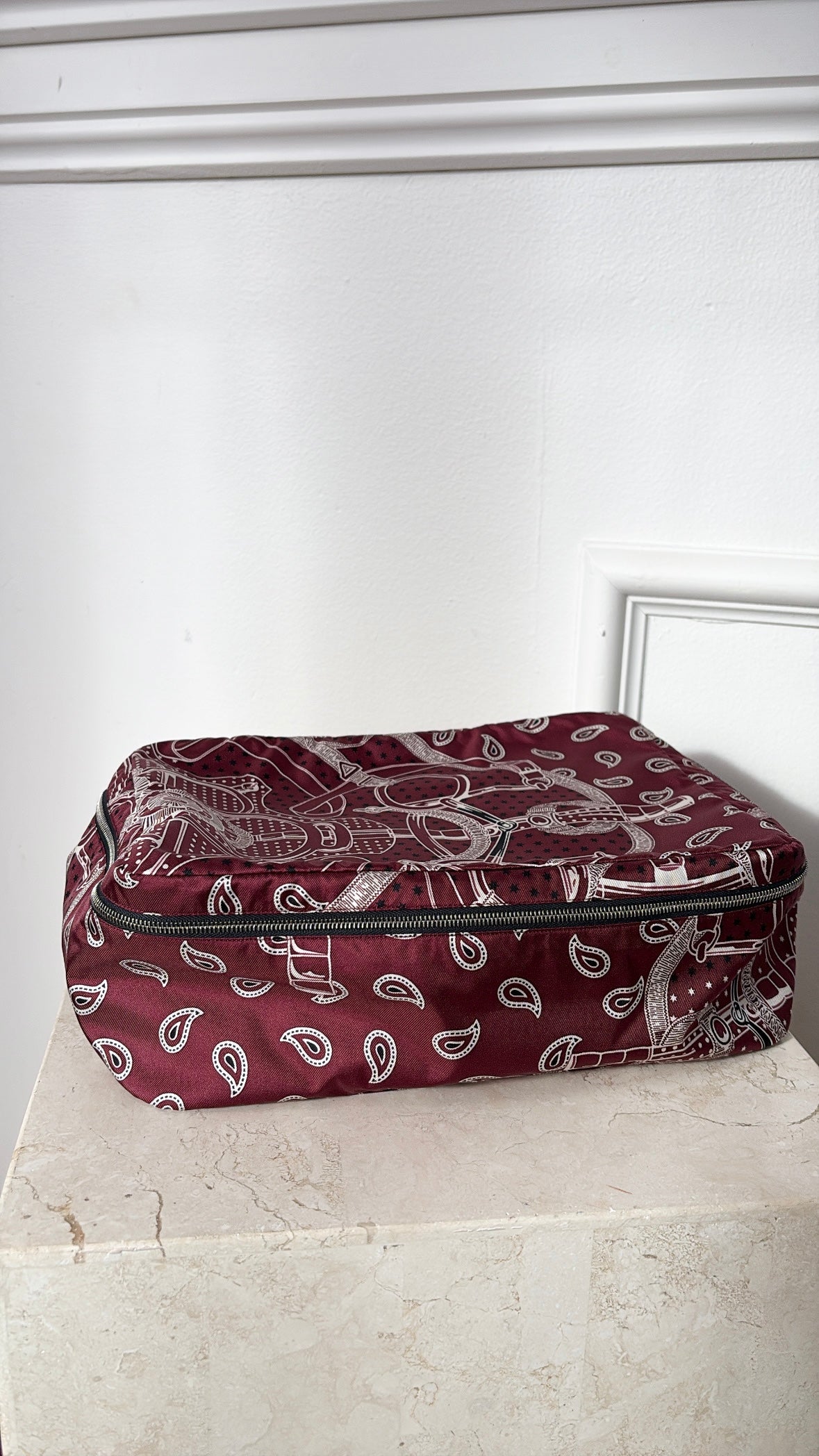 Hermès Silk Travel Cube Bordeaux