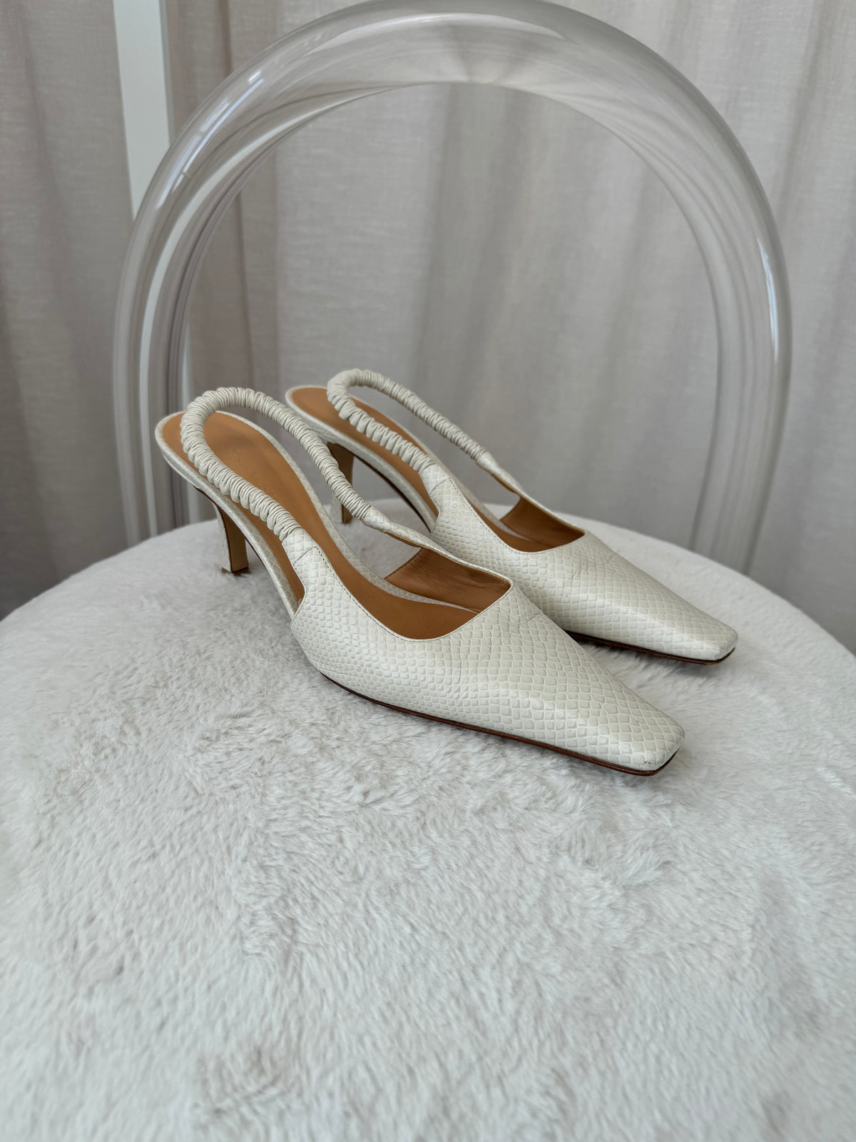 Bottega Veneta Ivory Reptile Print Pointed Slingback Pumps, 39