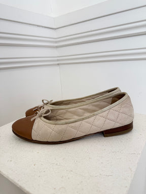 Chanel Beige and Tan Quilted Ballet Flats, 37