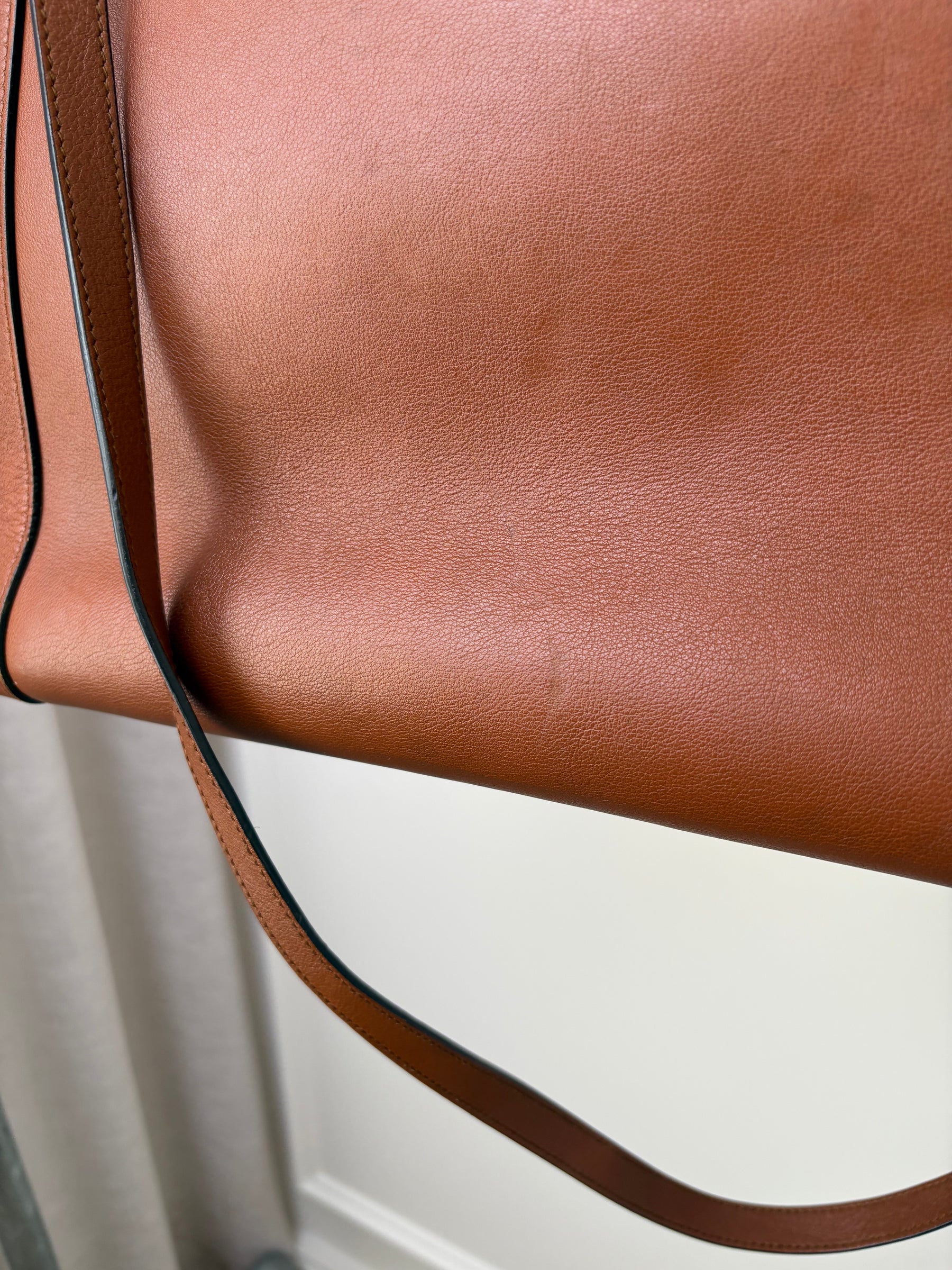 Gucci Tan Leather Diana Large Tote