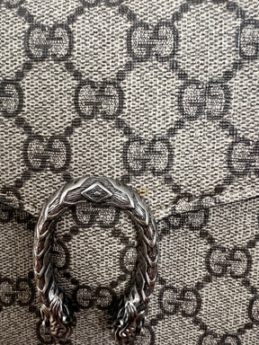 Gucci Dionysus GG Supreme Wallet on Chain