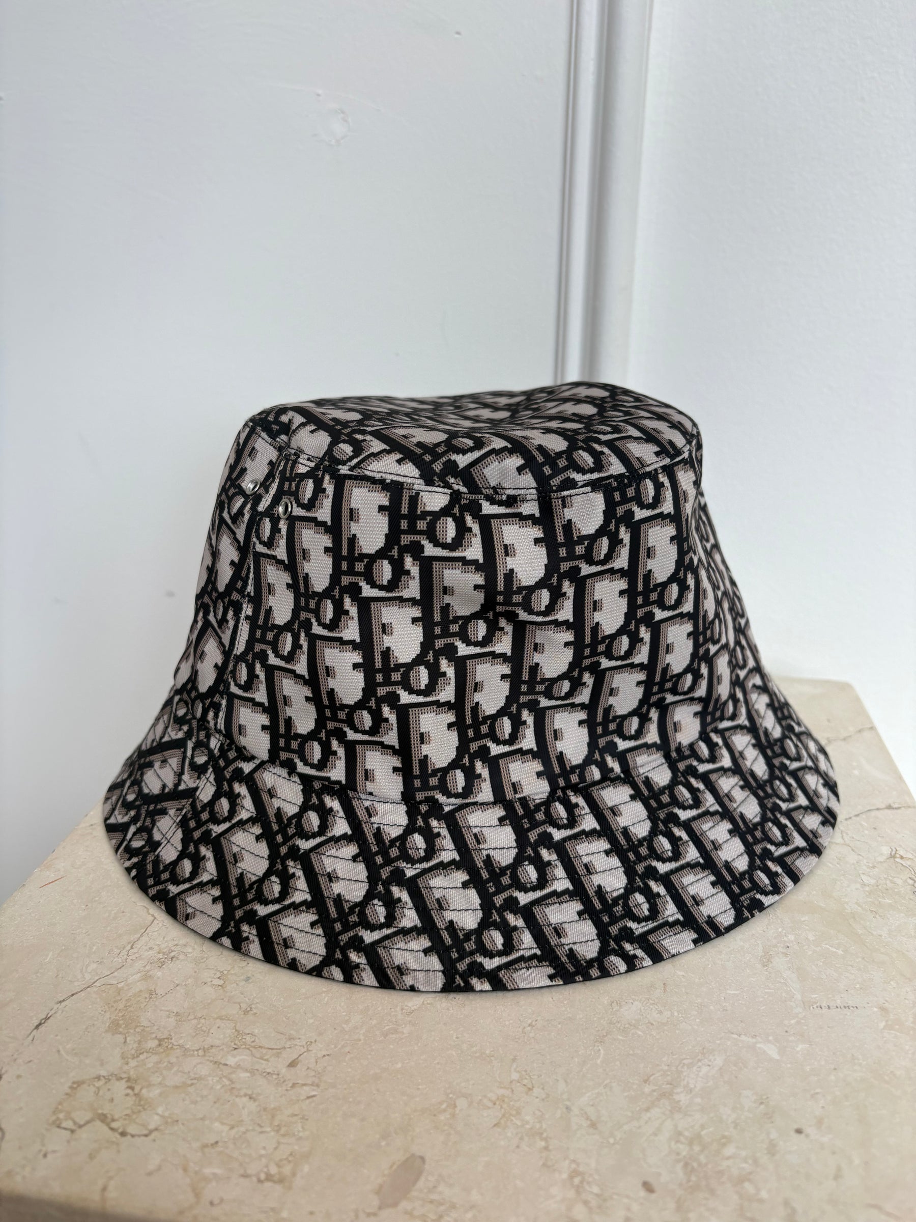 DIOR Black and Oblique Nylon Reversible Bucket Hat
