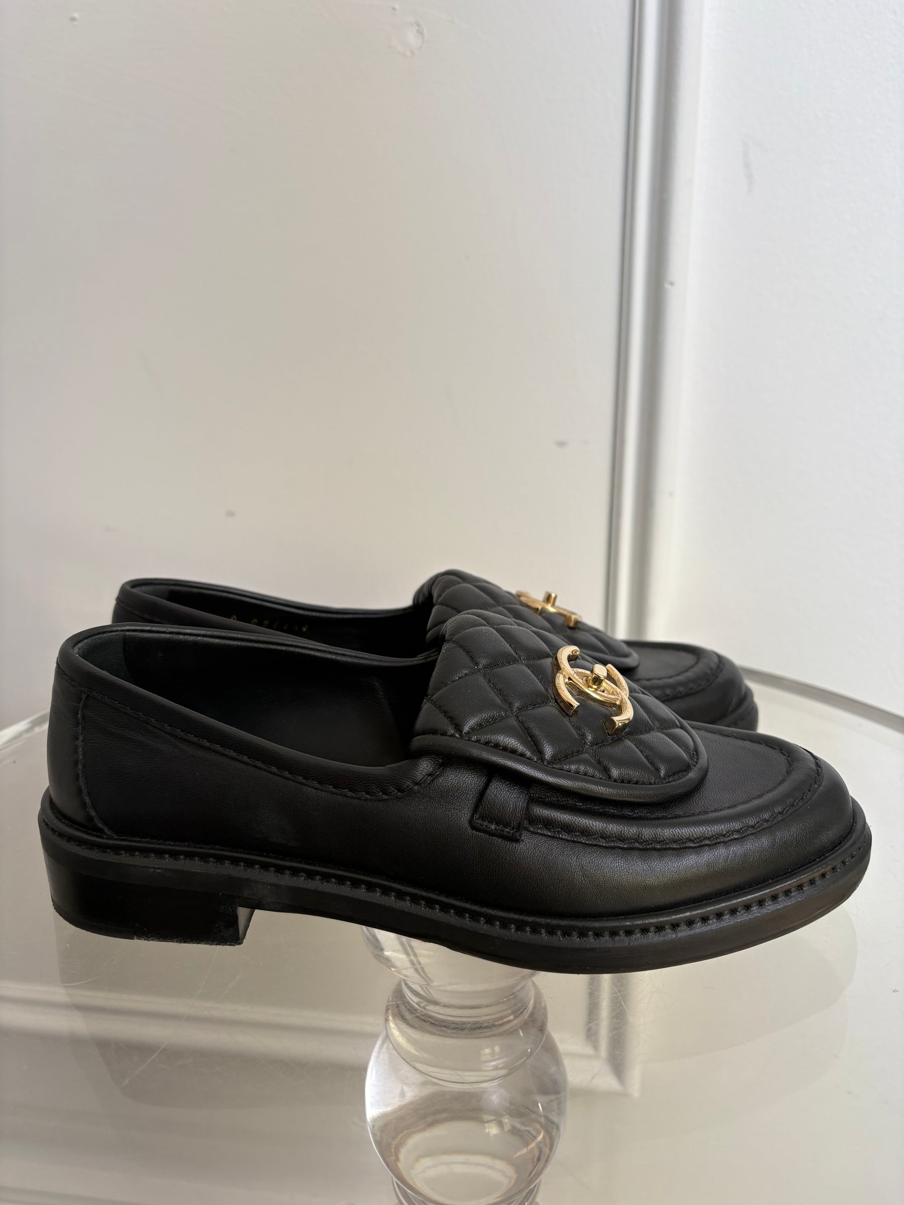 Chanel Black Quilted Leather Turnlock Loafers, 36.5
