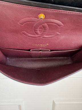 Chanel Black Lambskin Leather Medium Classic Flap Bag