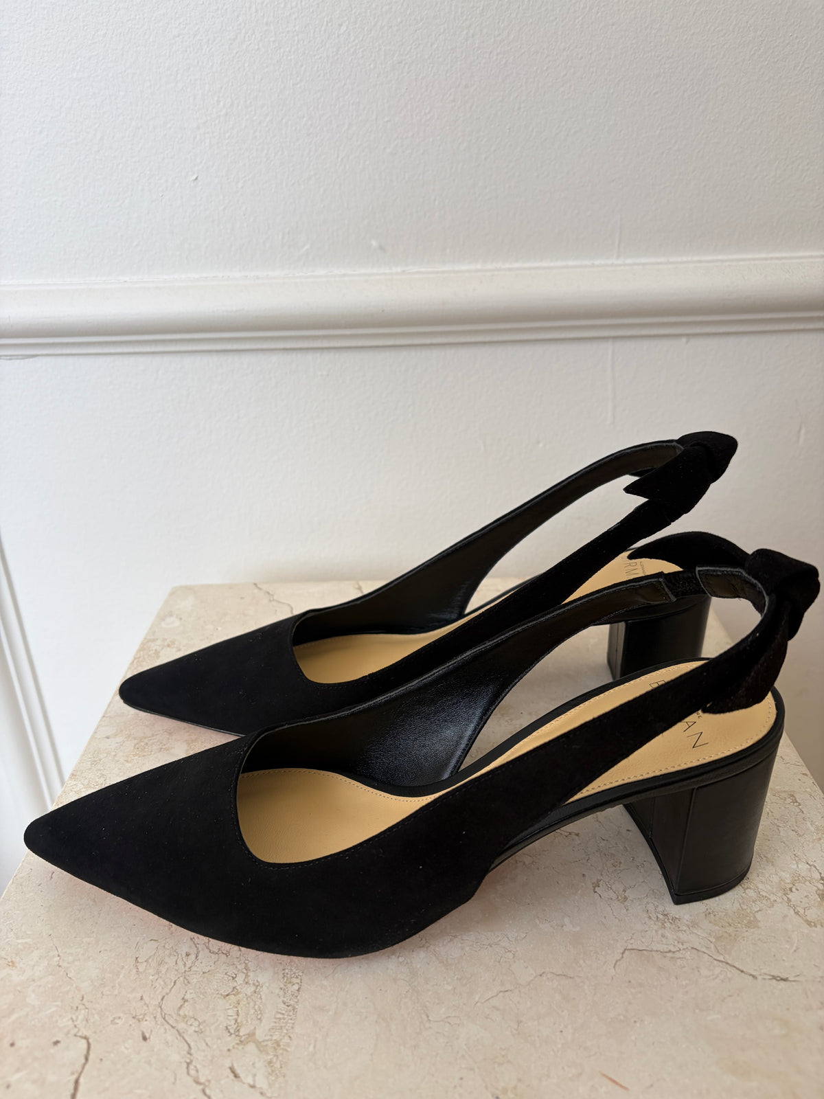 Alexandre Birman Black Suede Pointed Slingback Pump, 37.5