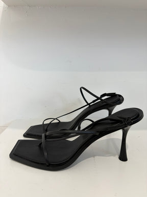 Studio Amelia Filament 90 Heel Black, 38