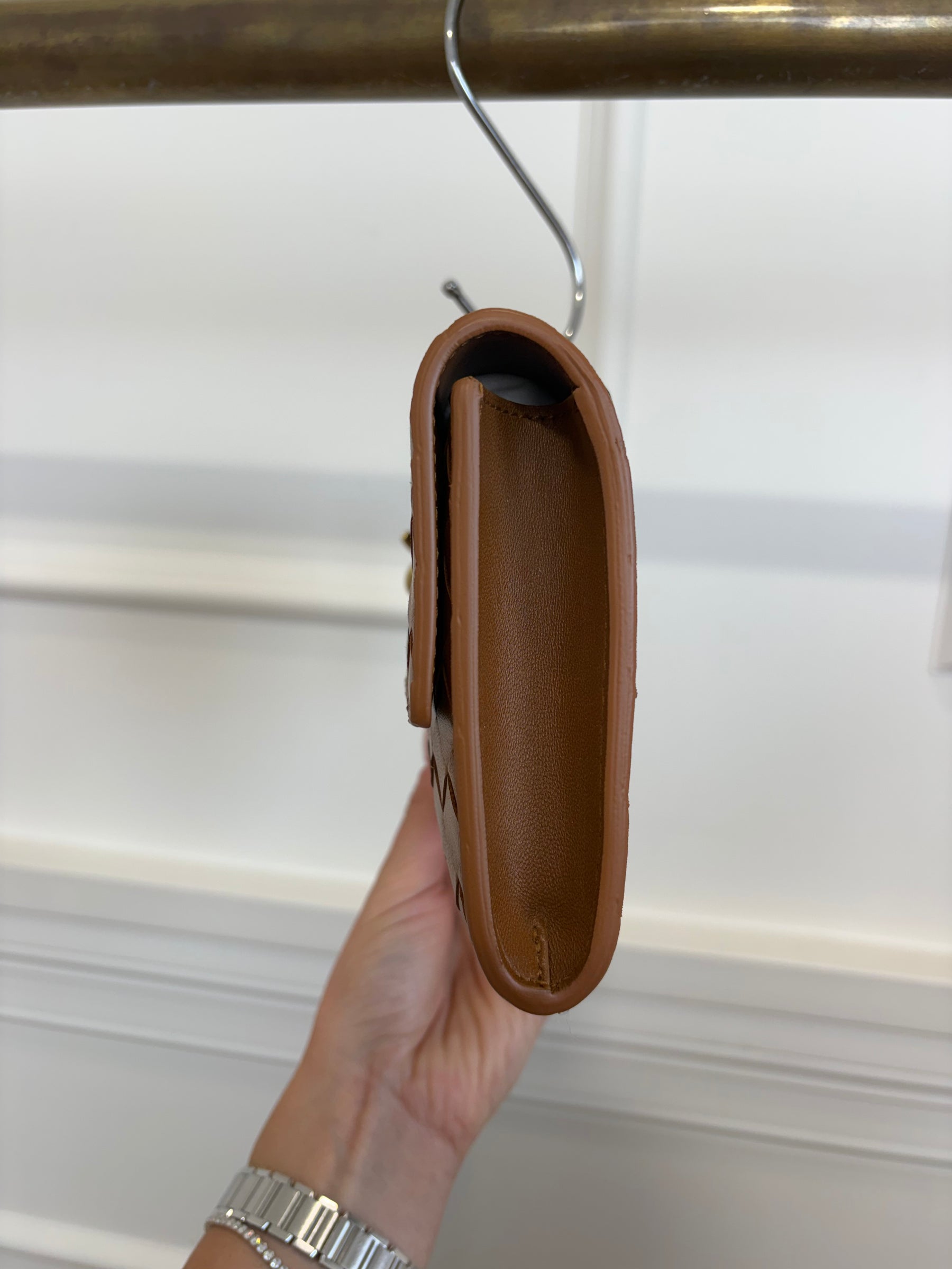 Bottega Veneta Tan Intrecciato Leather Andiamo Clutch