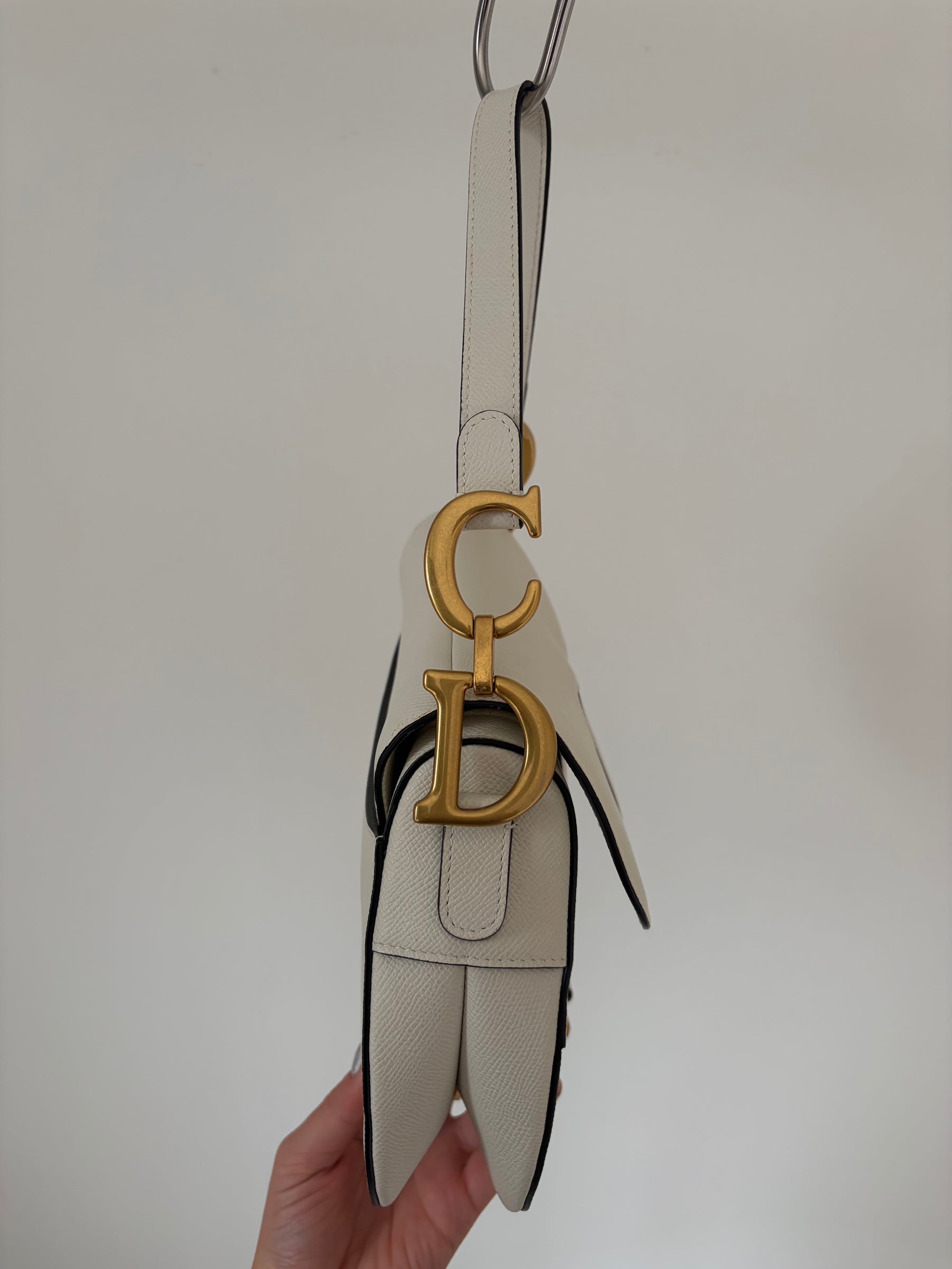 Dior White Grained Leather Saddle Bag with Strap