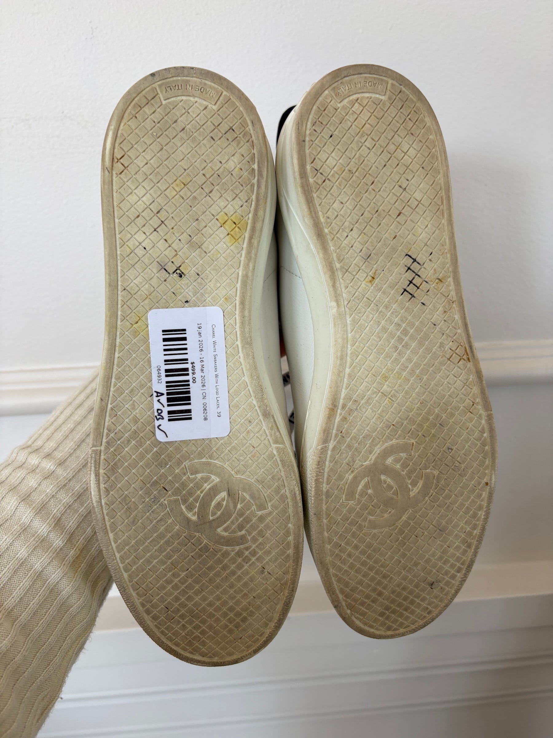 Chanel White Sneakers With Logo Laces, 39