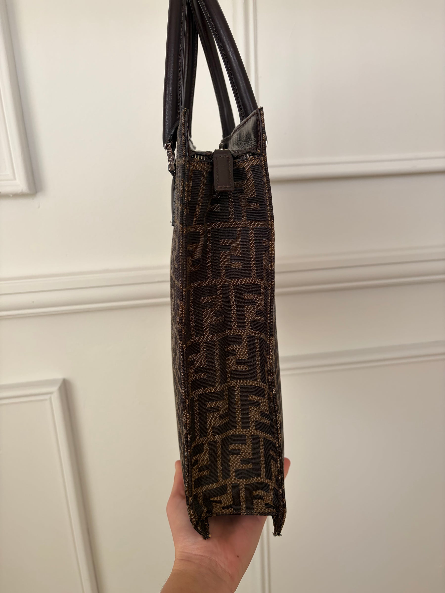 Fendi Canvas Monogram Log.o Tote