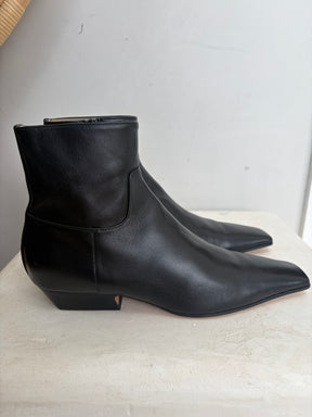 Khaite Black Leather ankle Boots, 39.5