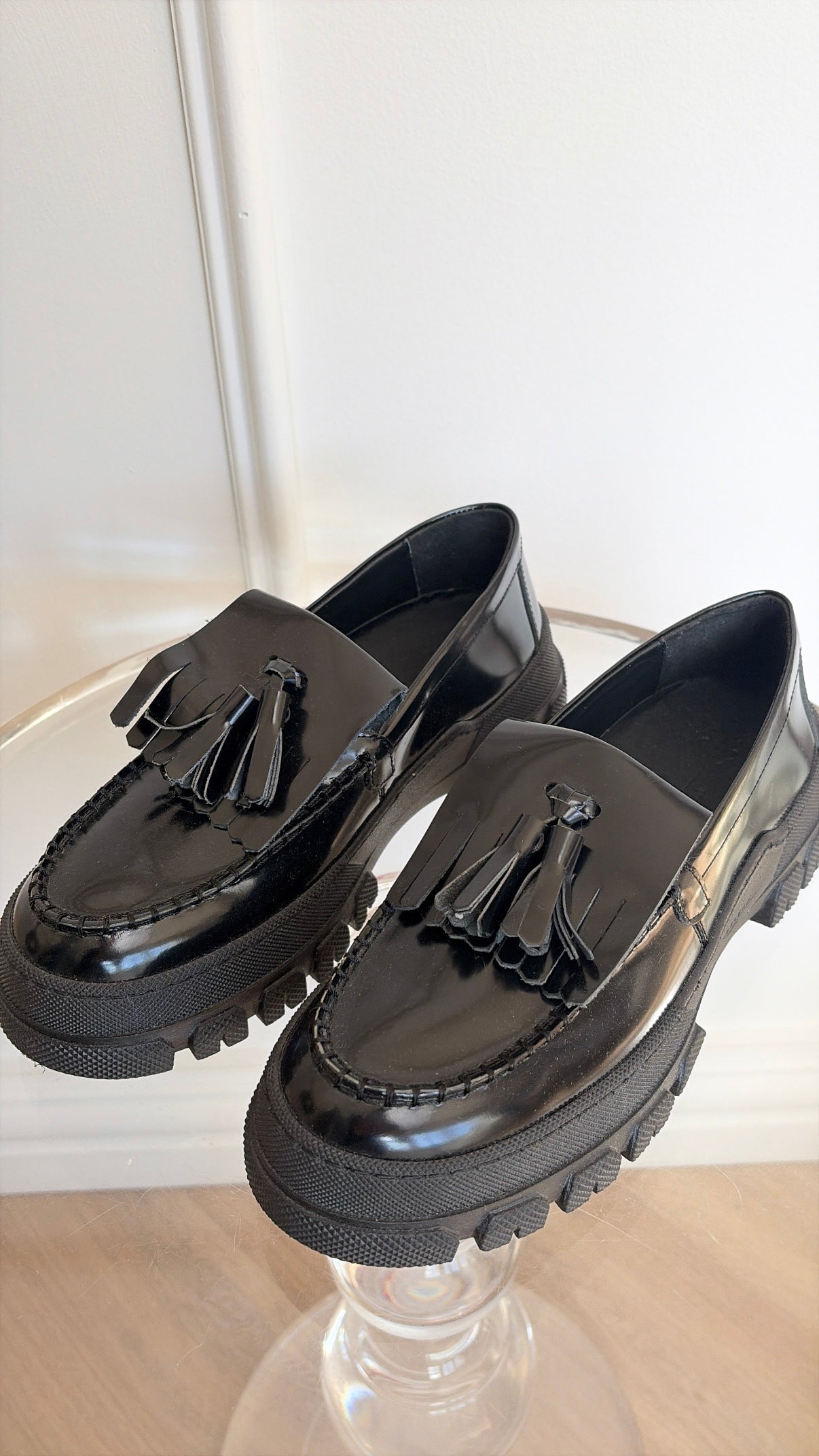 Weekend Max Mara Black Leather Chunky Tassel Loafers, 39