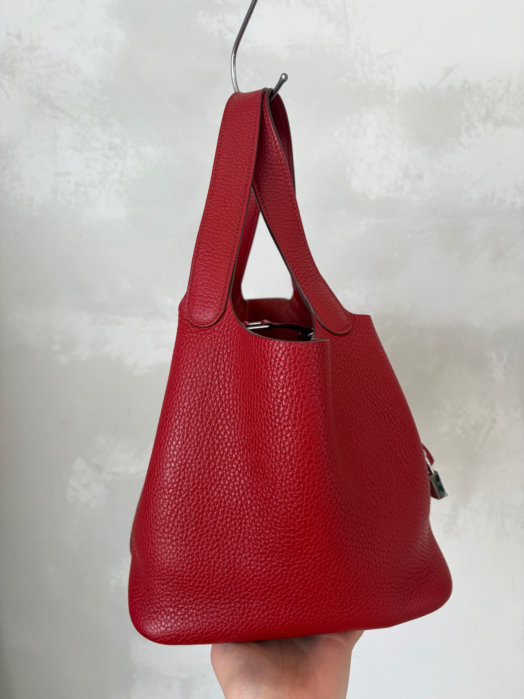 Hermès Picotin 22 Rouge Clemence Q Square