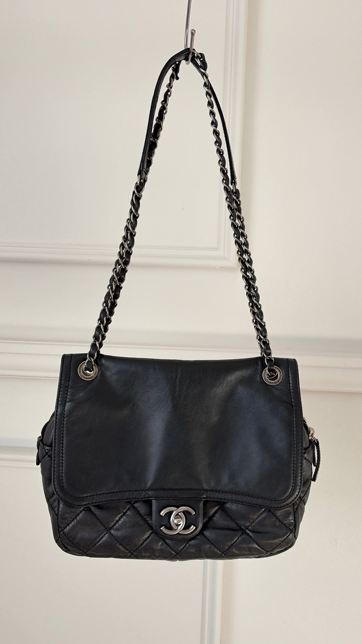 Chanel Black Leather Easy Zip Flap Bag