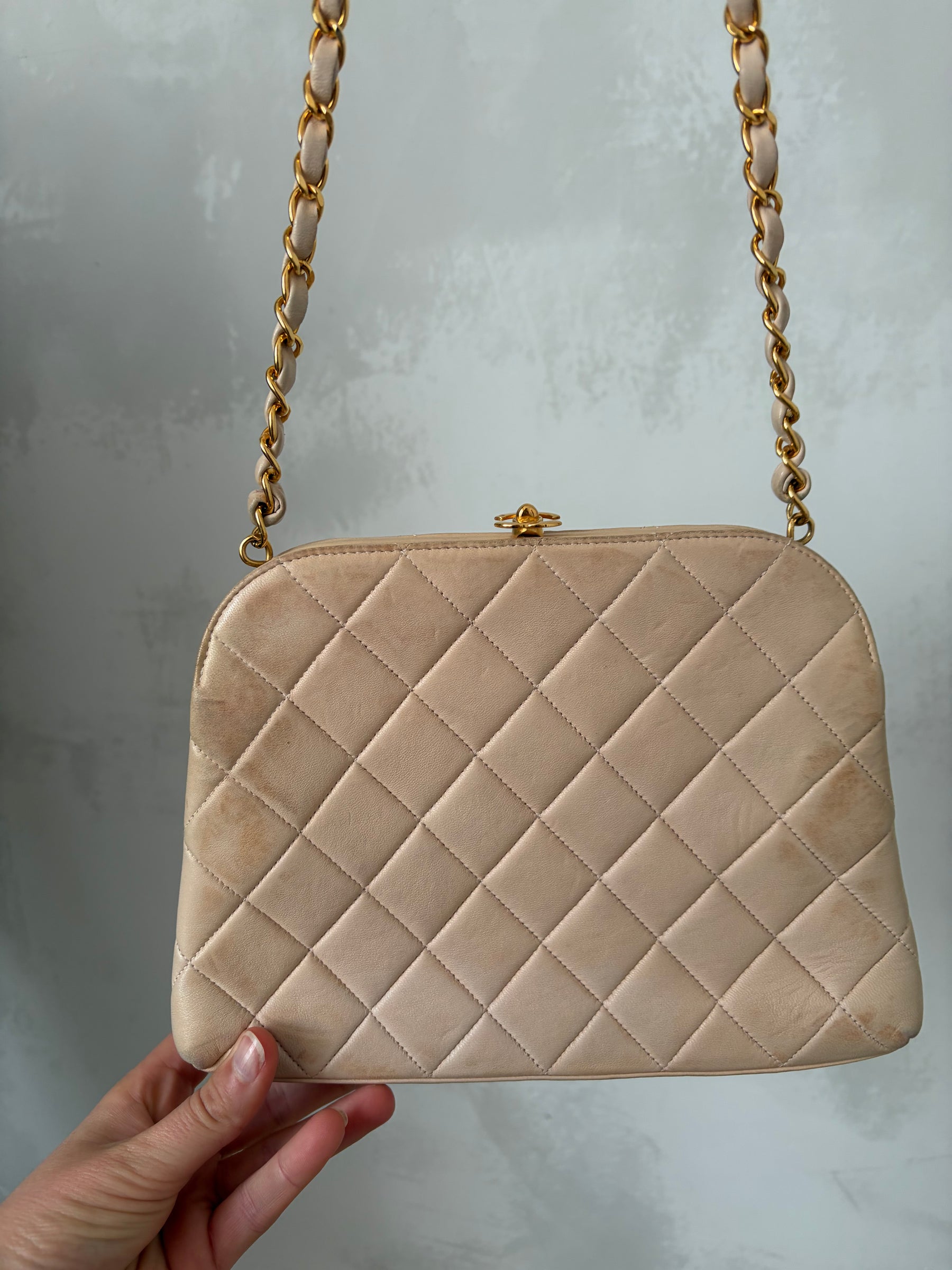 Chanel Beige Lambskin Leather Kisslock Dome Shoulder Bag