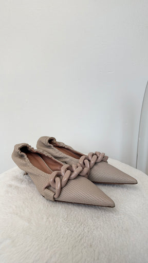 Scanlan Theodore Taupe Chain Pointed Pumps, 39