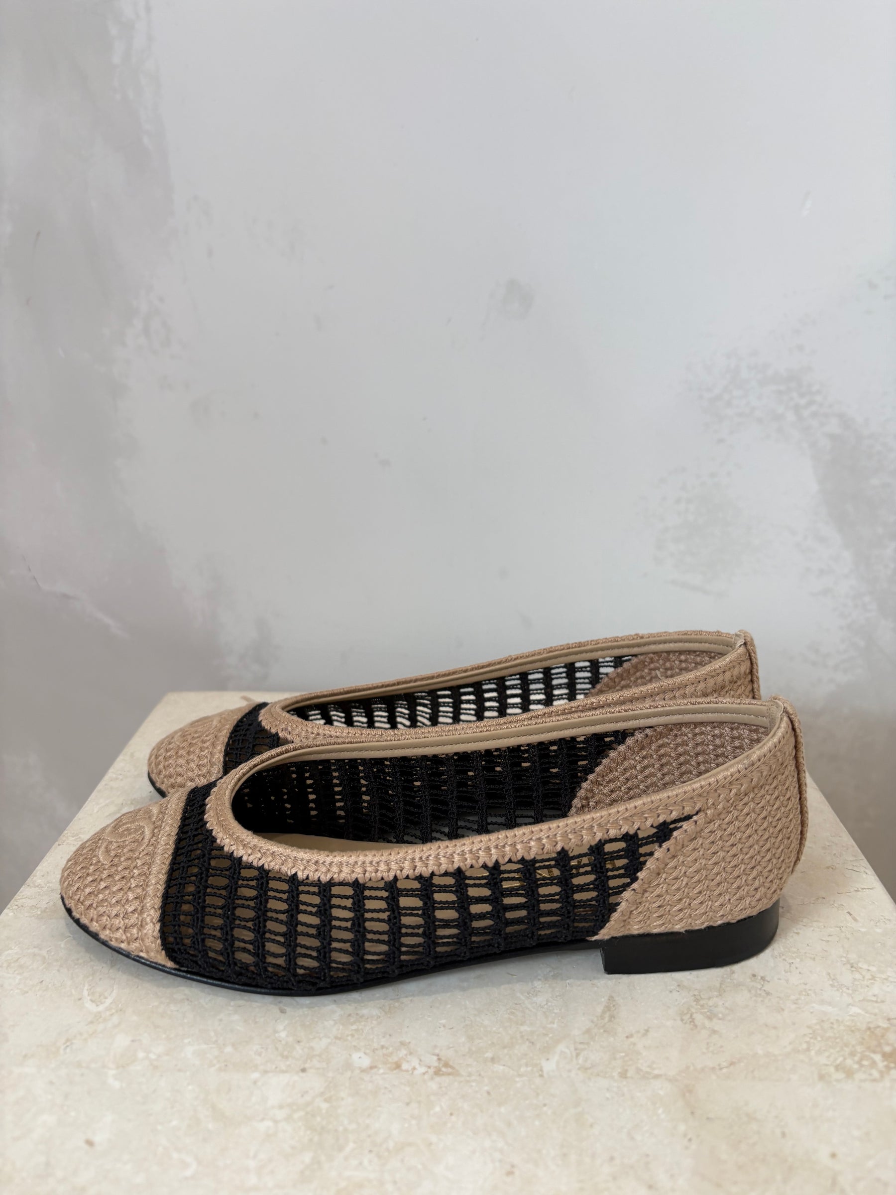 Chanel Black and Beige Crochet Ballet Flats, 35.5 C