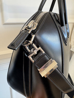 Givenchy Large Antigona Black